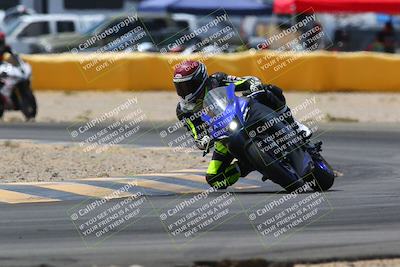 media/Apr-10-2022-SoCal Trackdays (Sun) [[f104b12566]]/Turn 2 (1135am)/